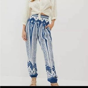 NWT Anthropologie Farm Rio Tropez Linen Joggers, Size M